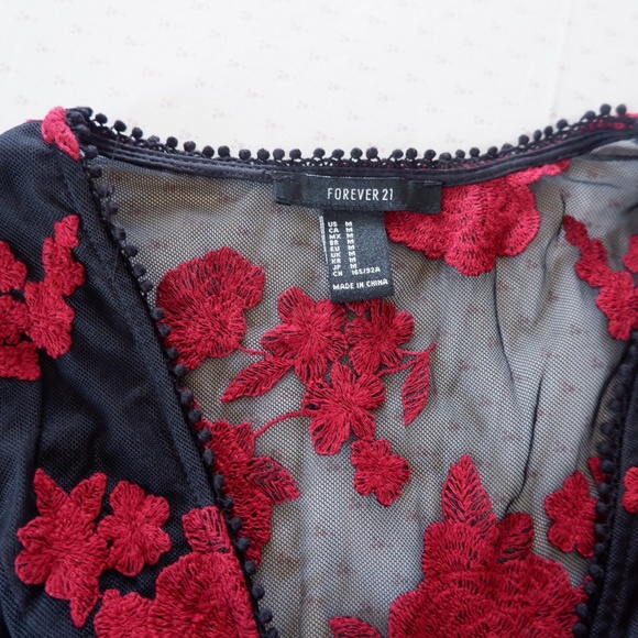 NWOT! FOREVER 21 DRESS - Picture 7 of 8